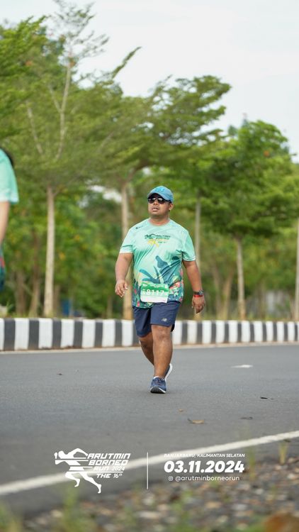Race photo from Arutmin Borneo Run 2024
