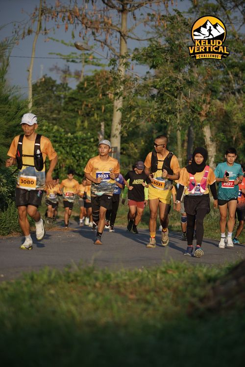 Race photo from Kelud Vertical Challenge 2024