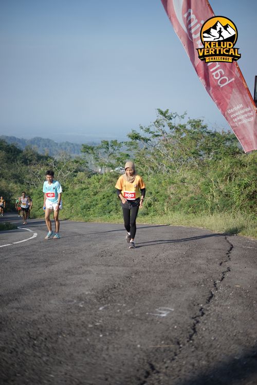 Race photo from Kelud Vertical Challenge 2024