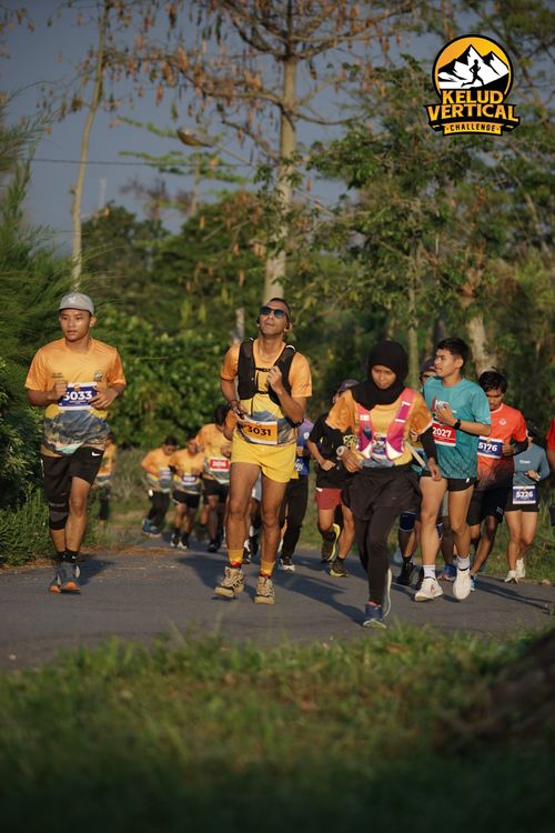 Race photo from Kelud Vertical Challenge 2024
