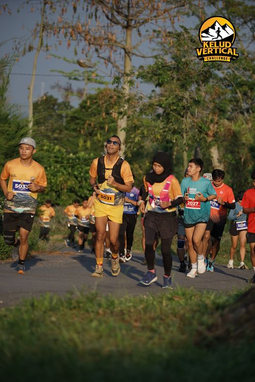 Race photo from Kelud Vertical Challenge 2024