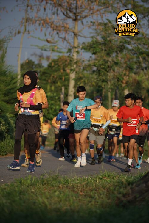 Race photo from Kelud Vertical Challenge 2024