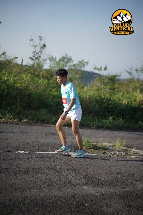 Race photo from Kelud Vertical Challenge 2024