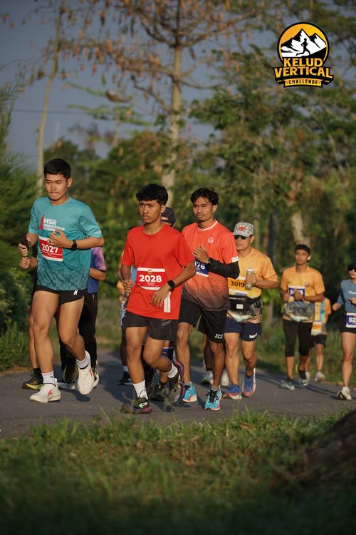 Race photo from Kelud Vertical Challenge 2024