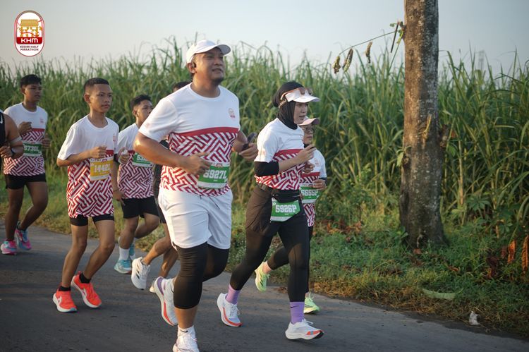 Race photo from Kediri Half Marathon 2024