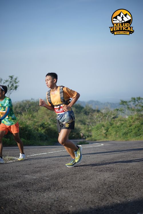 Race photo from Kelud Vertical Challenge 2024