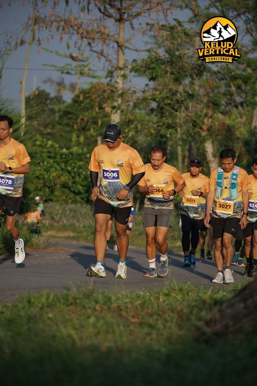 Race photo from Kelud Vertical Challenge 2024