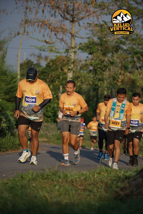 Race photo from Kelud Vertical Challenge 2024