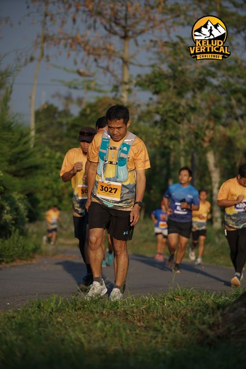 Race photo from Kelud Vertical Challenge 2024