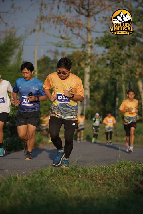 Race photo from Kelud Vertical Challenge 2024