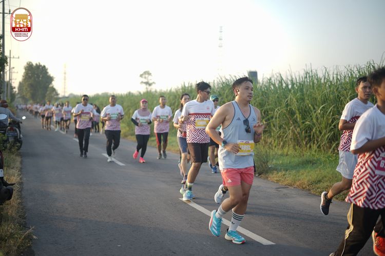 Race photo from Kediri Half Marathon 2024