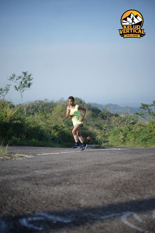 Race photo from Kelud Vertical Challenge 2024