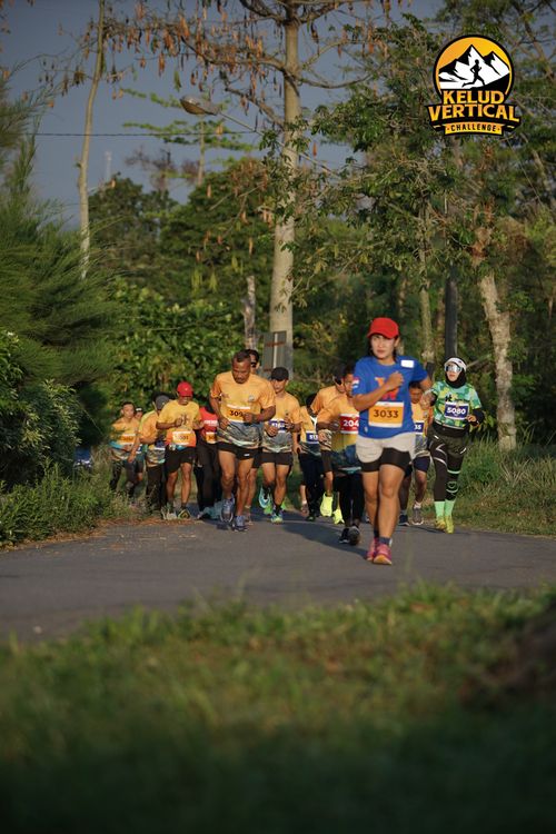 Race photo from Kelud Vertical Challenge 2024