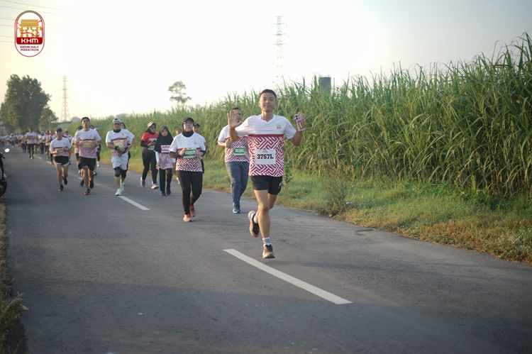 Race photo from Kediri Half Marathon 2024