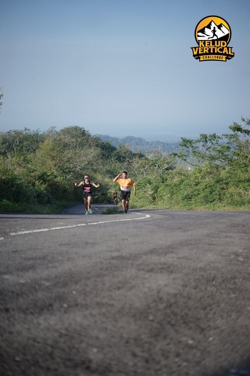 Race photo from Kelud Vertical Challenge 2024