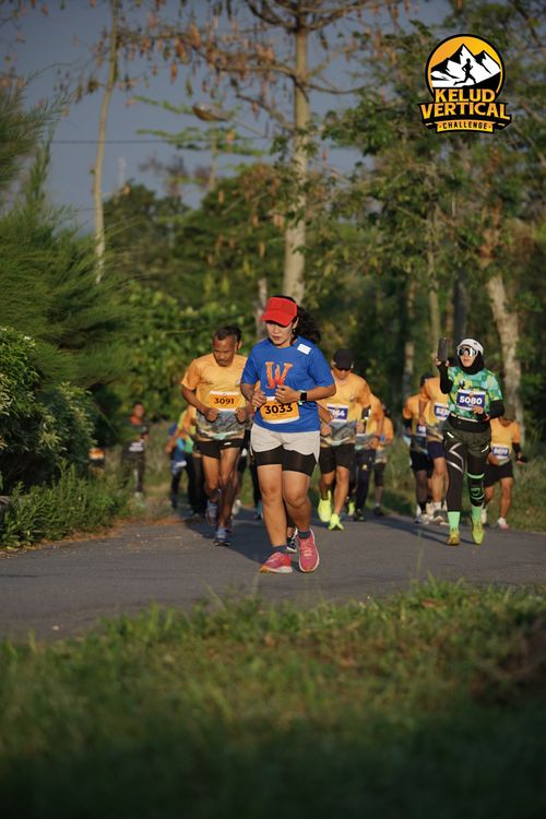 Race photo from Kelud Vertical Challenge 2024