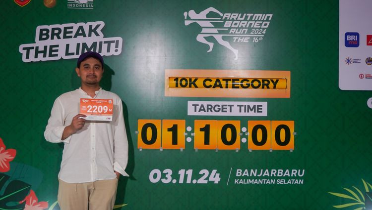 Race photo from Arutmin Borneo Run 2024