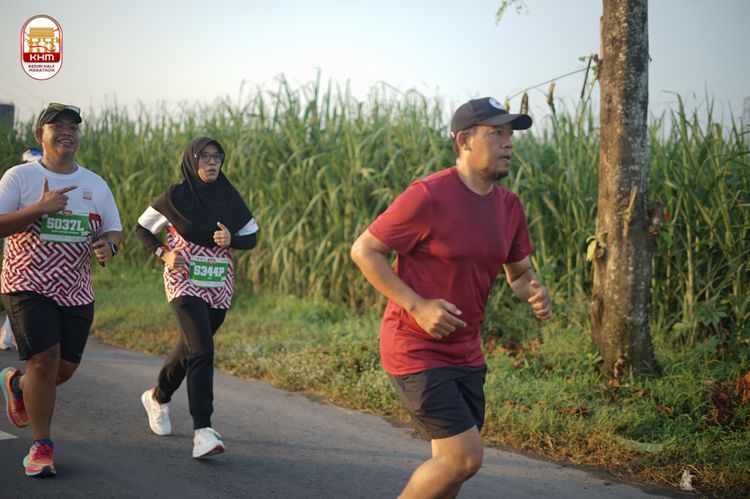 Race photo from Kediri Half Marathon 2024