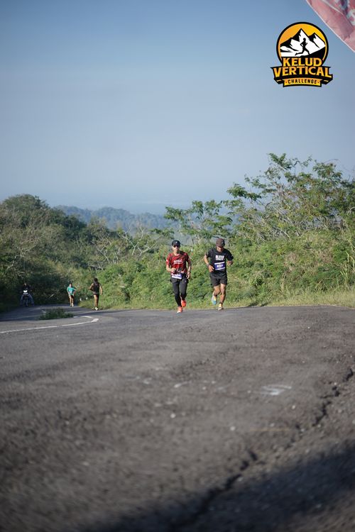 Race photo from Kelud Vertical Challenge 2024
