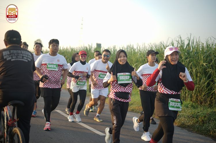 Race photo from Kediri Half Marathon 2024
