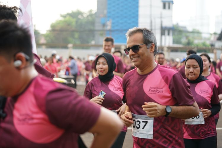 Race photo from Assurance Fun Run 2024