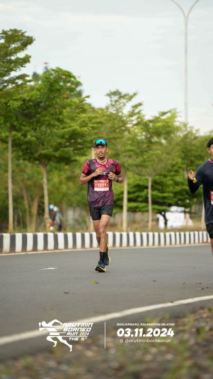 Race photo from Arutmin Borneo Run 2024