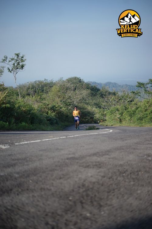 Race photo from Kelud Vertical Challenge 2024