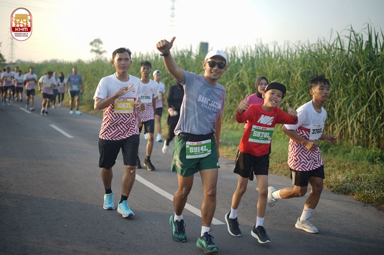 Race photo from Kediri Half Marathon 2024