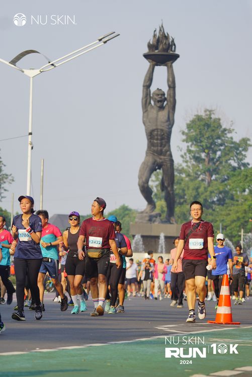 Race photo from Nu Skin Run 10K