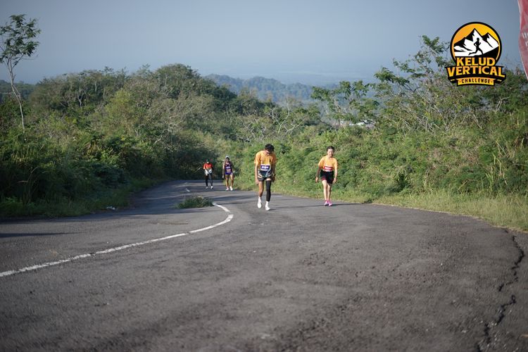 Race photo from Kelud Vertical Challenge 2024