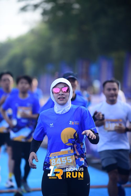 Race photo from Isoplus Run 2024 Surabaya