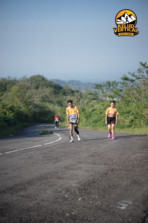 Race photo from Kelud Vertical Challenge 2024