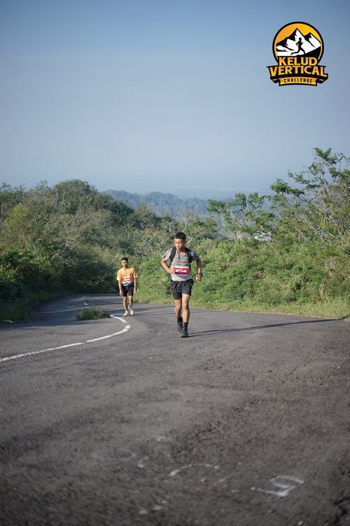 Race photo from Kelud Vertical Challenge 2024