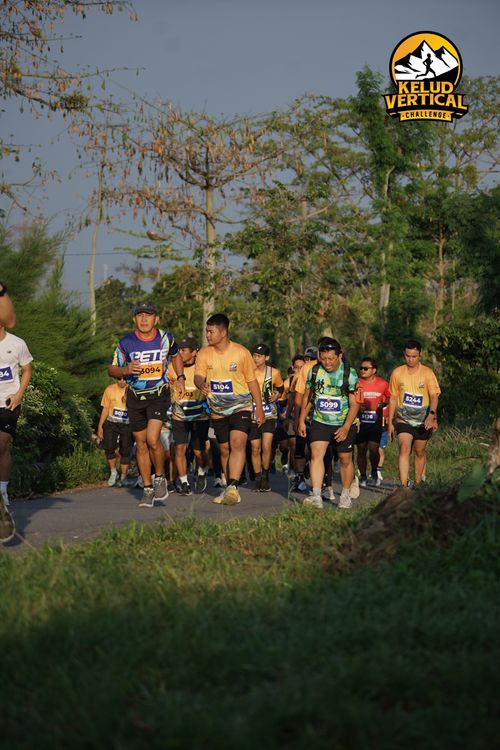 Race photo from Kelud Vertical Challenge 2024