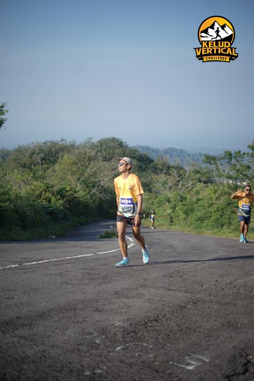 Race photo from Kelud Vertical Challenge 2024