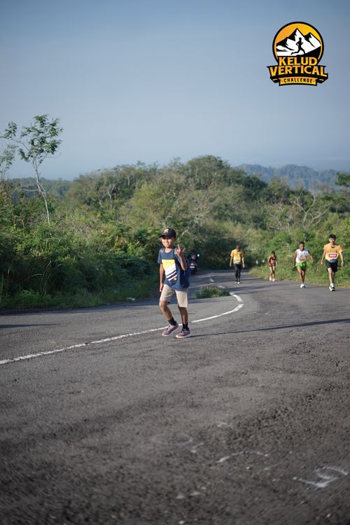 Race photo from Kelud Vertical Challenge 2024