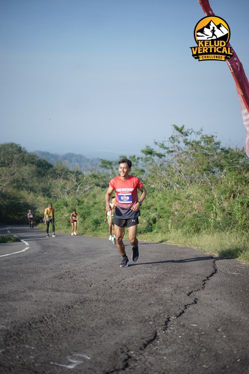 Race photo from Kelud Vertical Challenge 2024