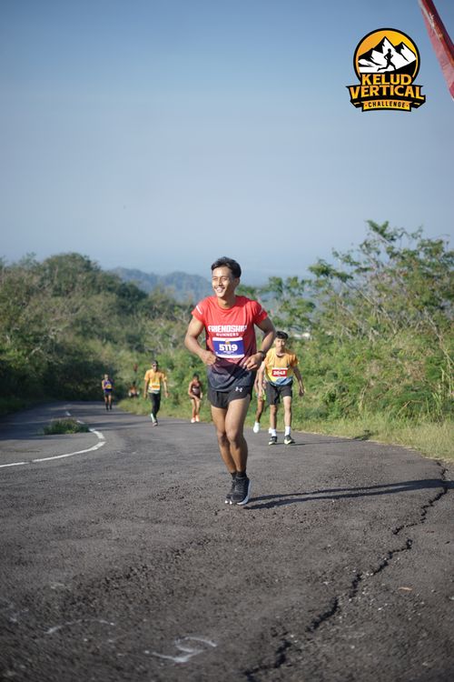 Race photo from Kelud Vertical Challenge 2024