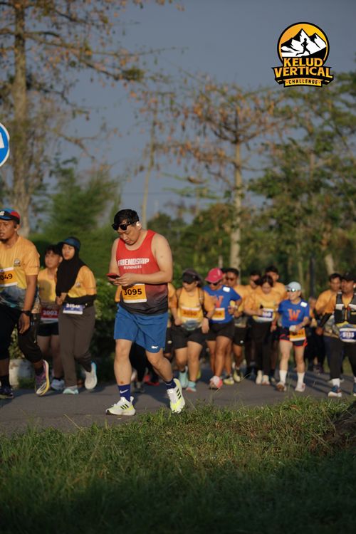 Race photo from Kelud Vertical Challenge 2024