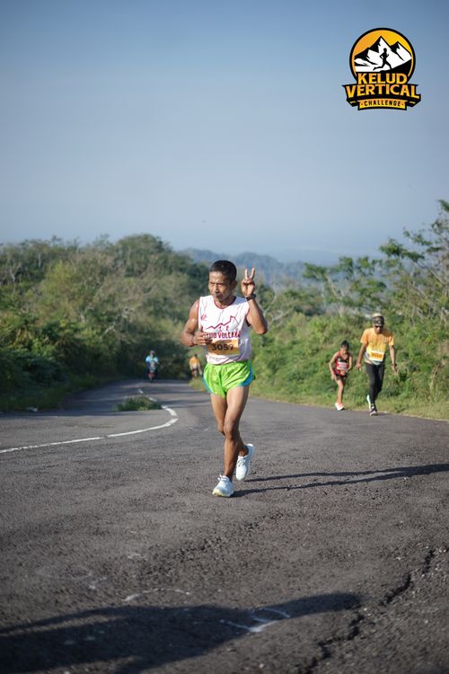 Race photo from Kelud Vertical Challenge 2024