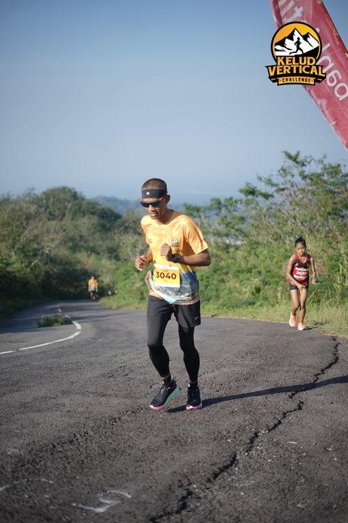Race photo from Kelud Vertical Challenge 2024