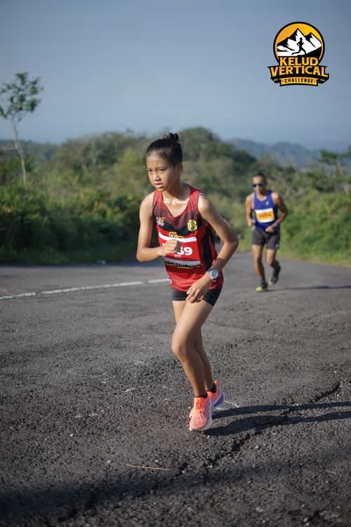 Race photo from Kelud Vertical Challenge 2024