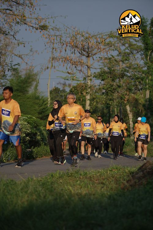 Race photo from Kelud Vertical Challenge 2024