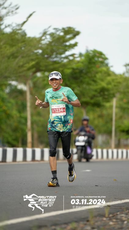 Race photo from Arutmin Borneo Run 2024