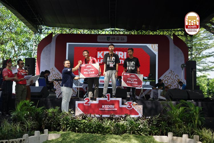 Race photo from Kediri Half Marathon 2025