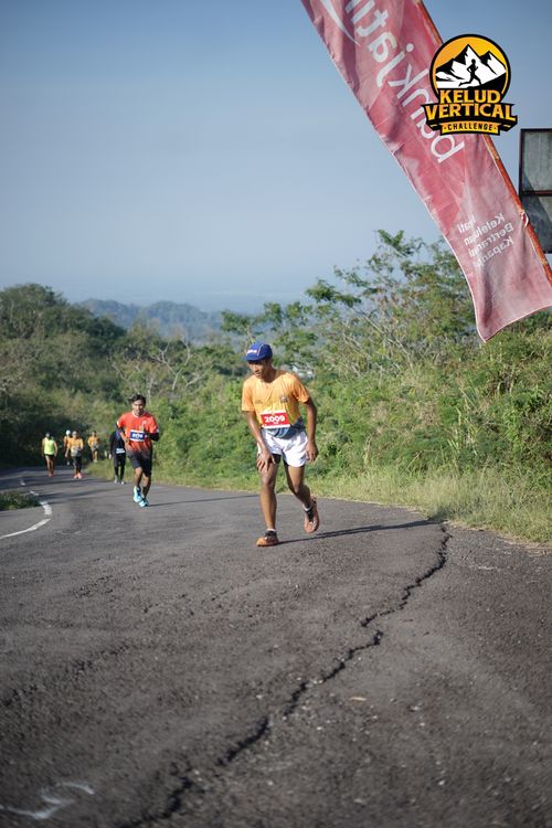Race photo from Kelud Vertical Challenge 2024