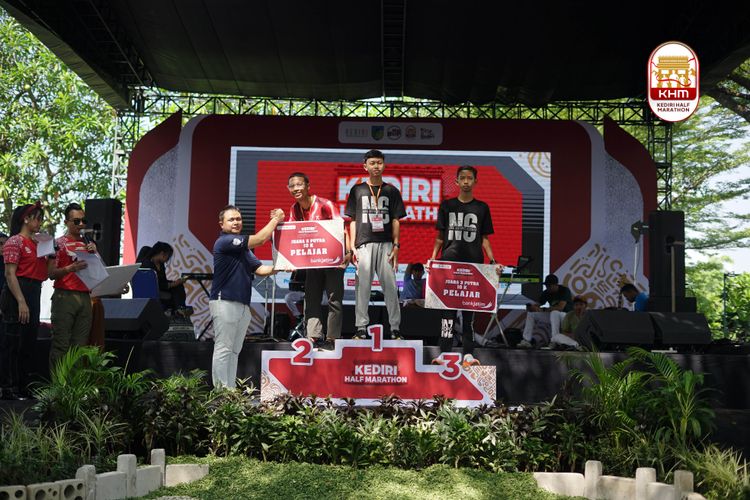 Race photo from Kediri Half Marathon 2025