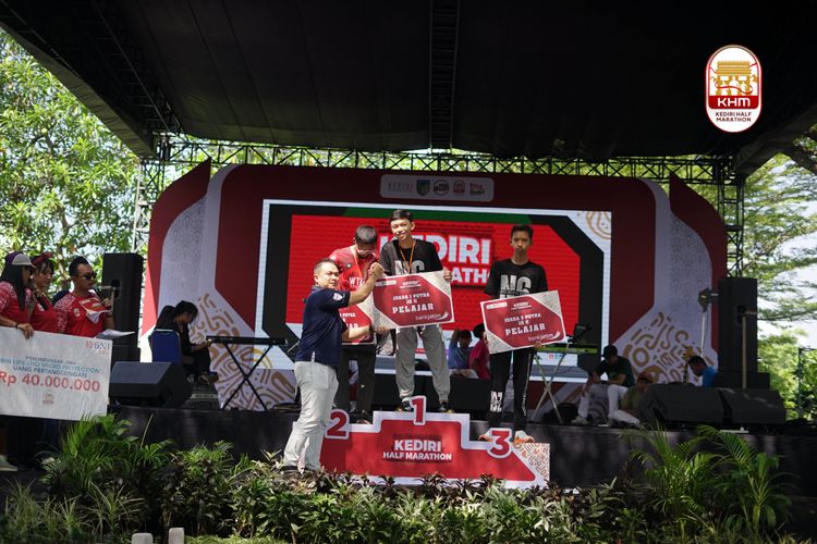 Race photo from Kediri Half Marathon 2025