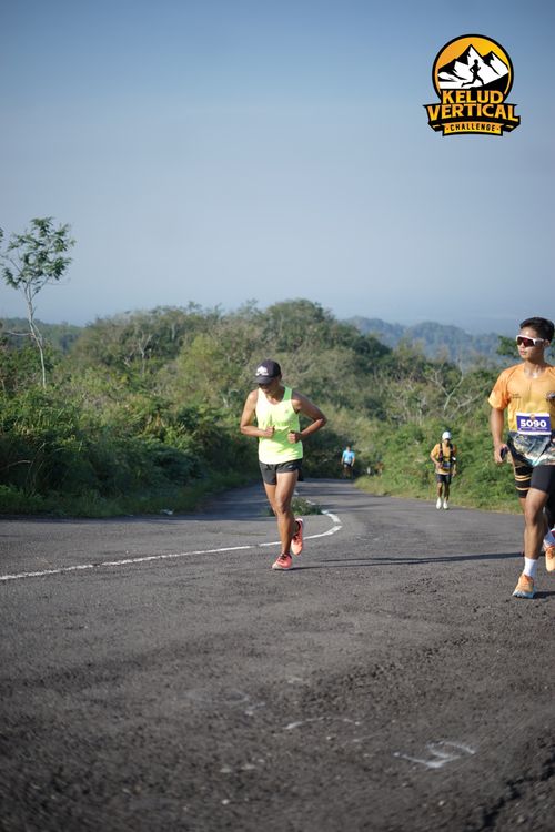 Race photo from Kelud Vertical Challenge 2024