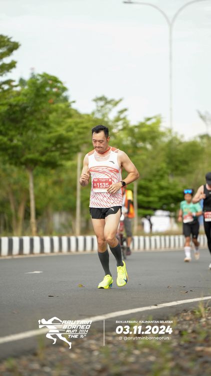 Race photo from Arutmin Borneo Run 2024